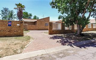 3 Bedroom House in Vanderbijlpark SE