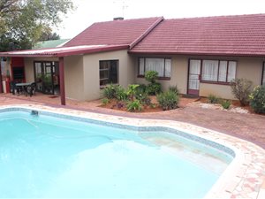 4 Bed House in Florida Park