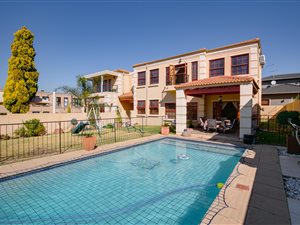 4 Bed House in Kyalami