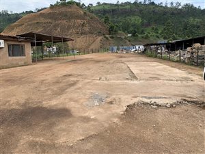 1600 m² Land available in Marianhill