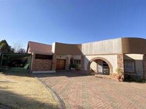 8 Bed House in Pioneer Park