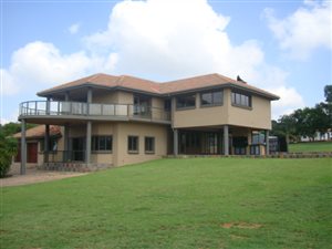 4 Bed House in Mooikloof Equestrian Estate