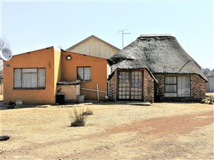 3 Bed House in Rosashof