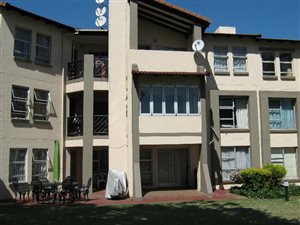 2 Bed House in Miravaal