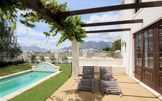 5 Bedroom House in De Zalze