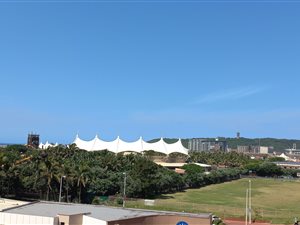 2 Bed Apartment in Beachfront
