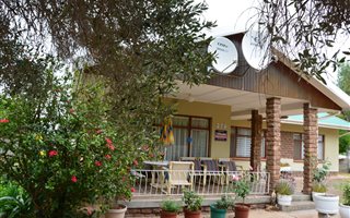 3 Bedroom House in Oudtshoorn Central