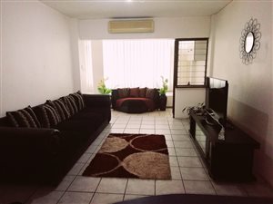 2 Bed Flat in Amanzimtoti