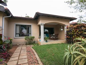 2 Bed Townhouse in Umhlali Golf Estate
