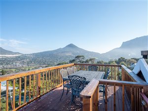 5 Bed House in Penzance Estate