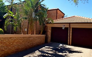 3 Bedroom House in Amorosa