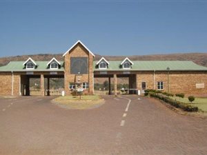 1008 m² Land available in Wigwam