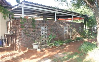 3 Bedroom House in Royldene
