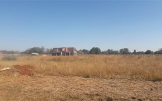 501 m² Land available in Hesteapark