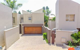 3 Bedroom Cluster in River Club
