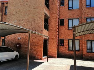 2 Bed Townhouse in Germiston South