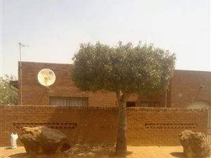 3 Bed House in Daveyton