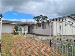 5 Bed House in Crossmoor
