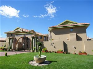 3 Bedroom Townhouse in Lennoxton