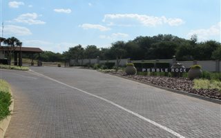 1400 m² Land available in Kameelfontein and surrounds