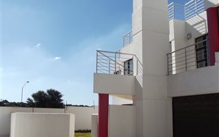 4 Bedroom Townhouse in Moreleta Park