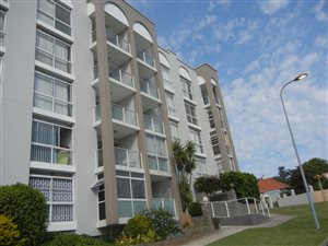 2 Bed Apartment in Humewood