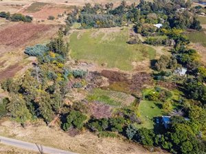8.6 ha Farm in Muldersdrift