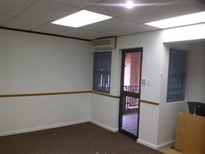 138 m² Office Space in Ferndale