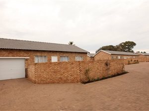 3 Bed Townhouse in Cloverdene