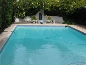 2 Bed Garden Cottage in Rondebosch