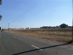 3.2 ha Land available in Kookrus