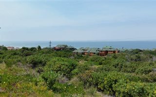 625 m² Land available in Dwarswegstrand