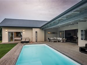 4 Bed House in Cape St Francis