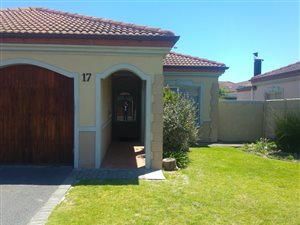 3 Bed House in Twin Palms