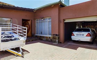 4 Bedroom House in Dalview