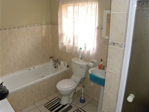 2 Bed Simplex in Meyerspark