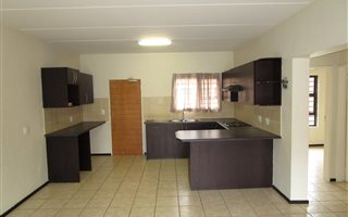 2 Bedroom Apartment in Randpark Ridge