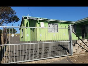 4 Bed House in Clayfield