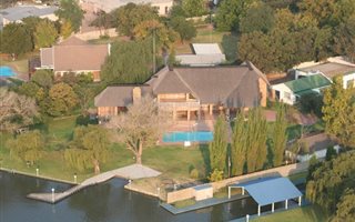 4 Bedroom House in Windsor on Vaal