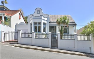 3 Bedroom House in Higgovale