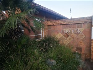 4 Bed House in Edenglen