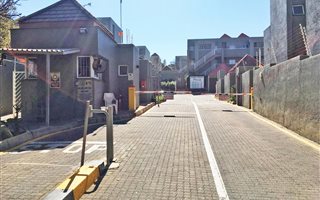 2 Bedroom Apartment in Glenhazel