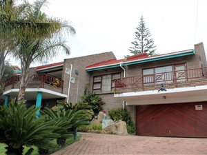 3 Bed House in Mossel Bay Central