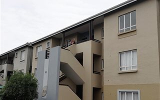 2 Bedroom Apartment in Sheffield Beach