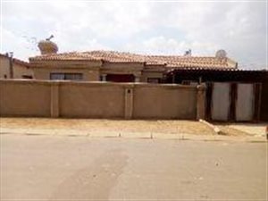 3 Bed House in Daveyton