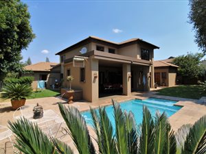 4 Bed House in Midfield Estate