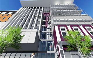 120 m² Retail Space in Claremont