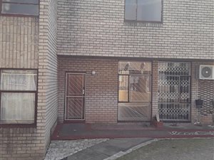2 Bed House in Lennoxton