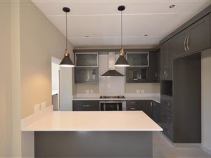 3 Bed House in Graanendal