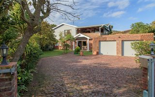 3 Bedroom House in The Island